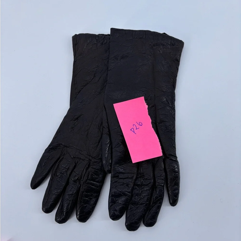 Vintage Black Leather Gloves – Classic Mid-Length Style